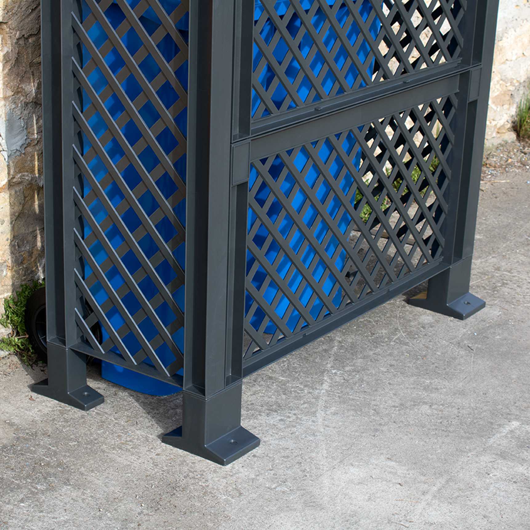 trash can trellis