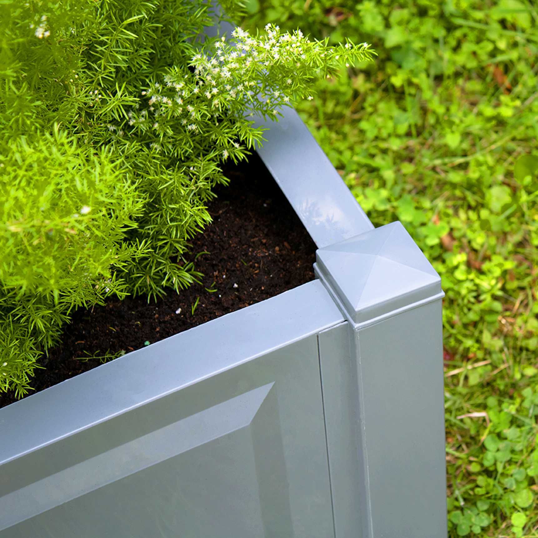 Large planter box with trellis 100 cm