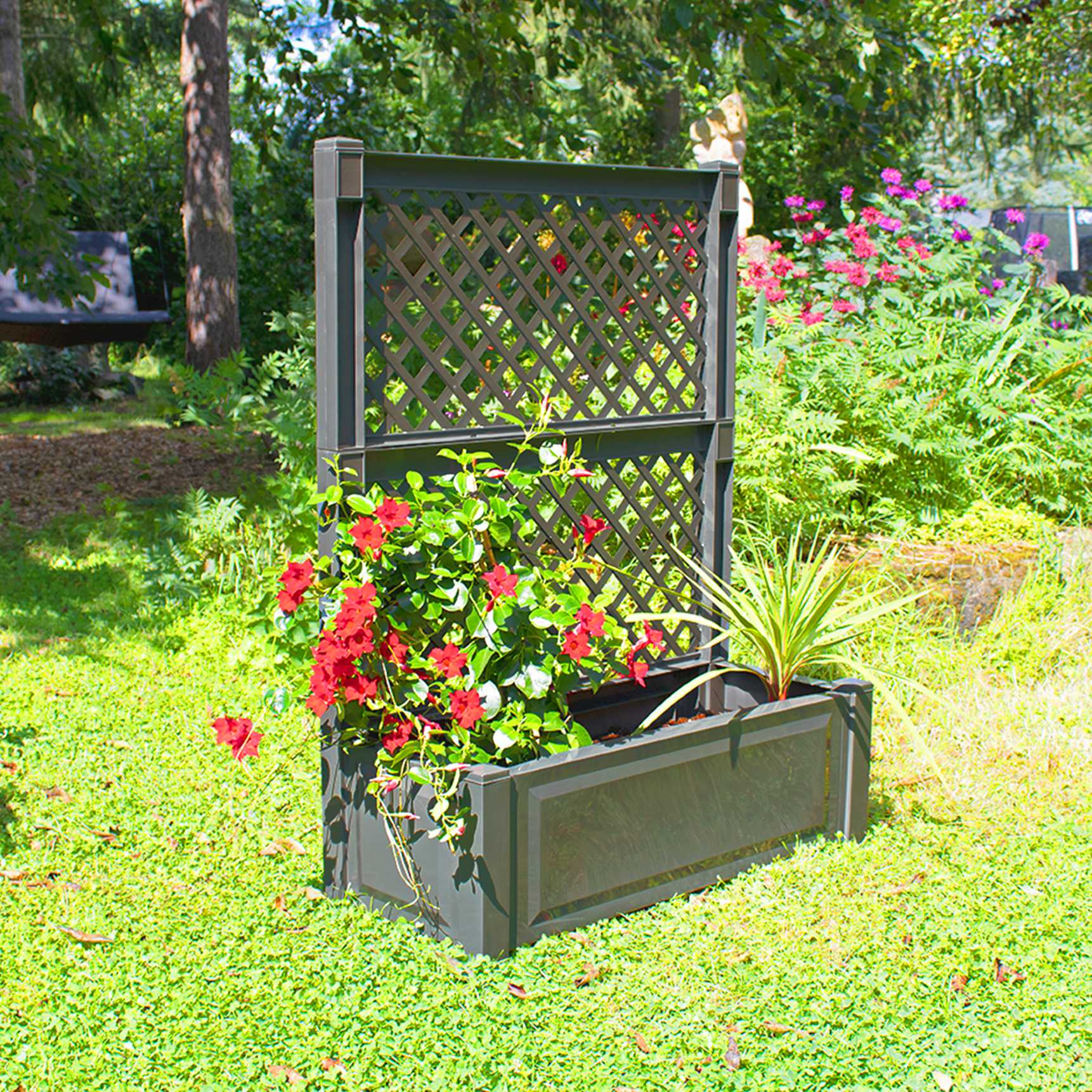 Large planter box with trellis 100 cm